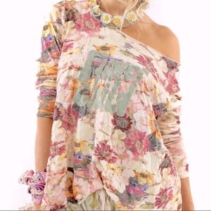 Magnolia Pearl Floral print dylan t shirt with long sleeves